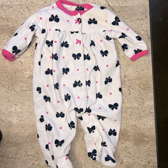 Newborn Bow Print Onesie Footies Pink Trim Long Sleeve Carters - Picture 1 of 7